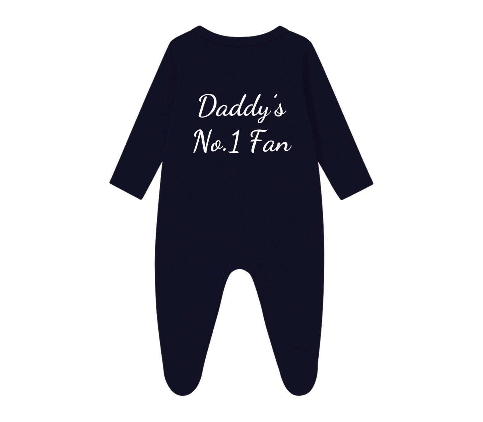 Black sleepsuit with closed feet for babies aged 0–18 months, unisex design suitable for boys and girls. Soft, warm, and perfect for night-time comfort or naptime. Easy zip-up baby sleepwear for parents.